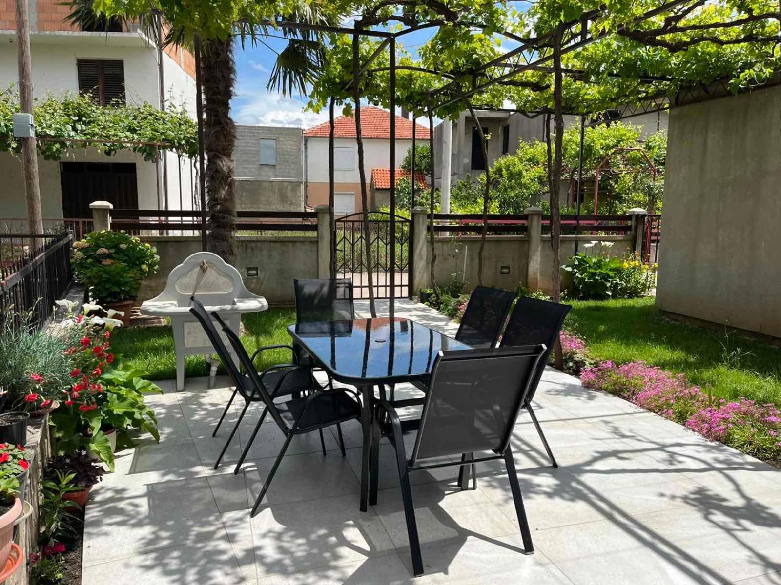 Apartmani Trebinje B&I Luaran gambar